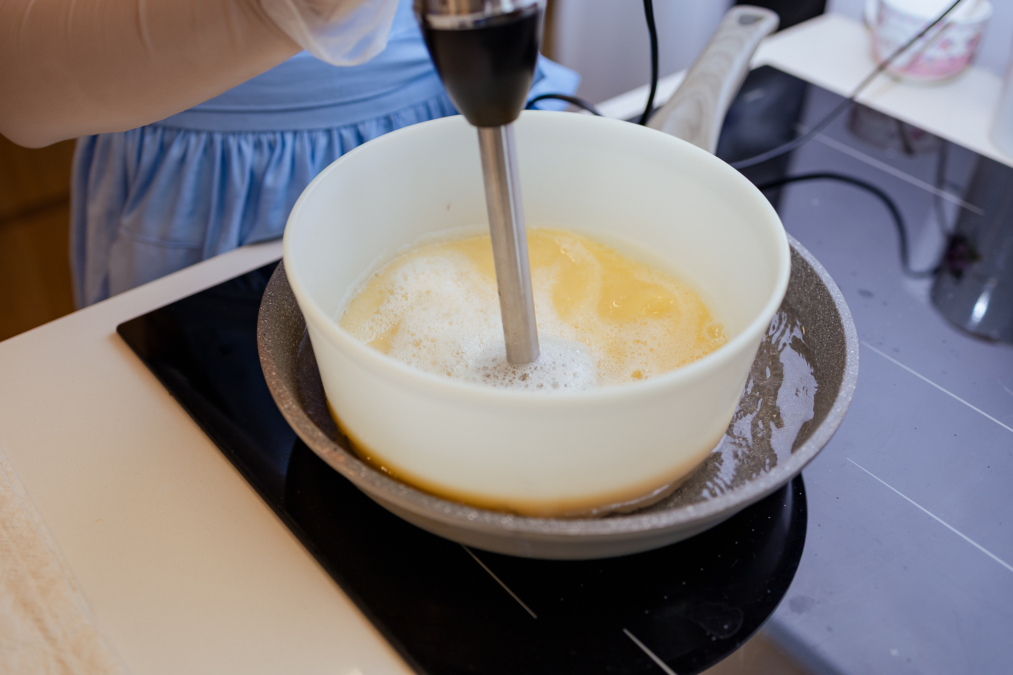 Cosmético natural pronto feito na cozinha de casa Cosmético natural pronto feito na cozinha de casa